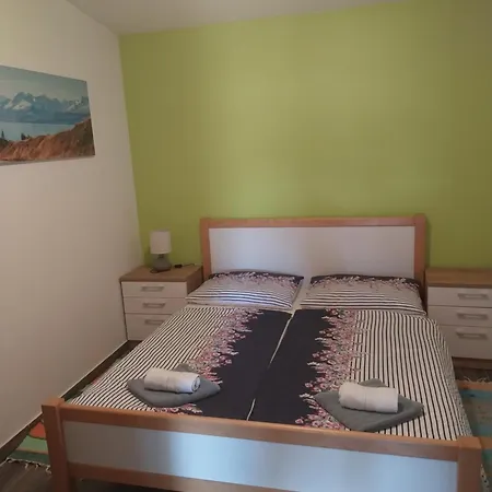 Gabi 2025 Apartment *